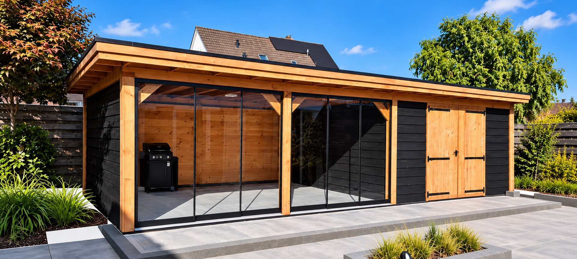 project_muntendam-glasschuifwanden-onder-bestaande-houten-veranda_sierconstructies