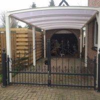 carport-gebogen-wit-sierhek-inthout